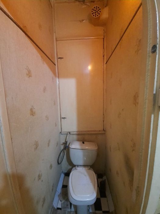 ПРОДАЁТСЯ 1/2/4- ТТЗ-1, Диадора, передел в 2-х, не торец 42000!