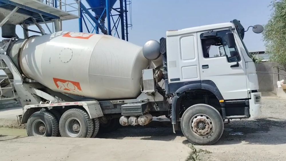 Howo beton qorgich mikser mixer