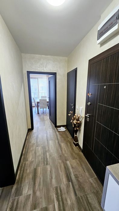 Продава се Тристаен апартамент в Варна, Цветен квартал - 93 кв.м за 2151 €/кв.м - Снимка #7