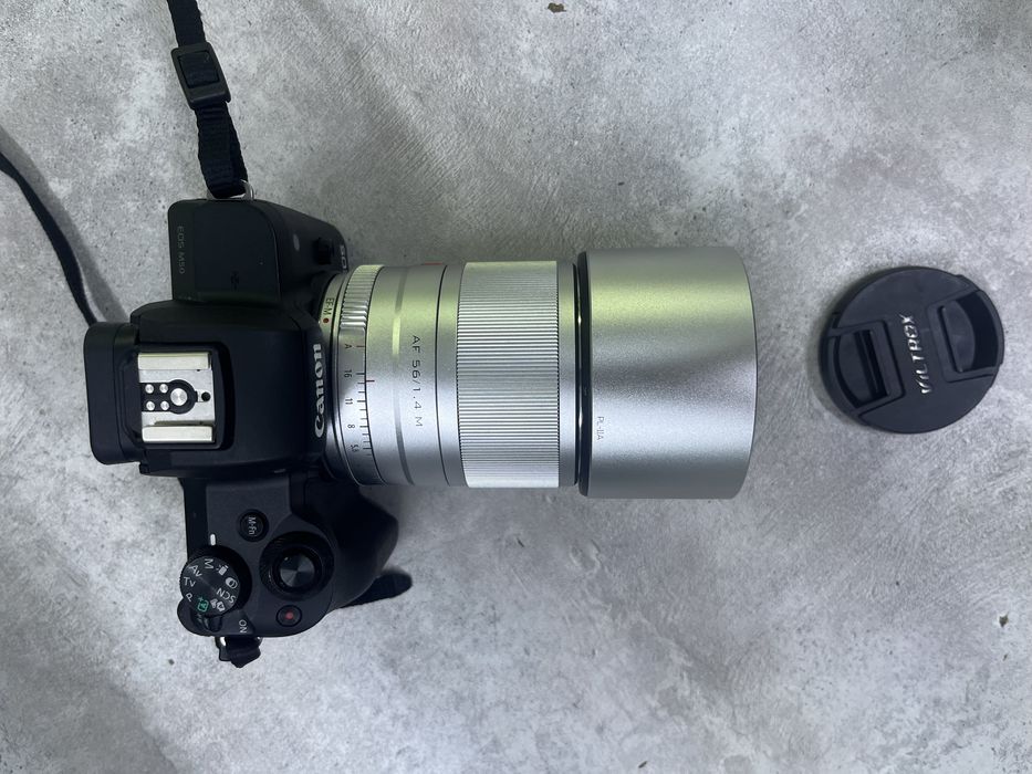Продам камеру Canon m50 mark2