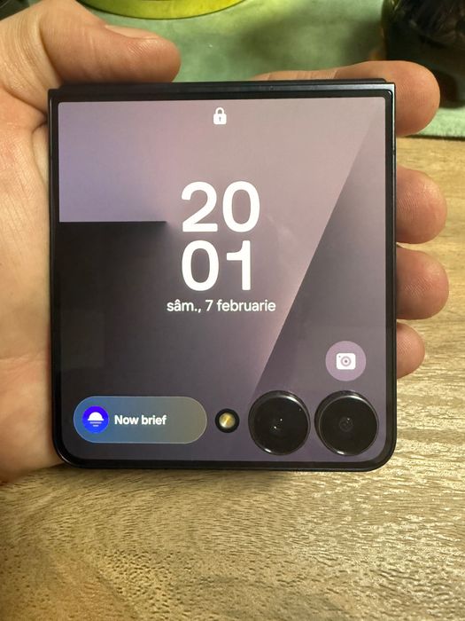 Samsung galaxy z flip 7