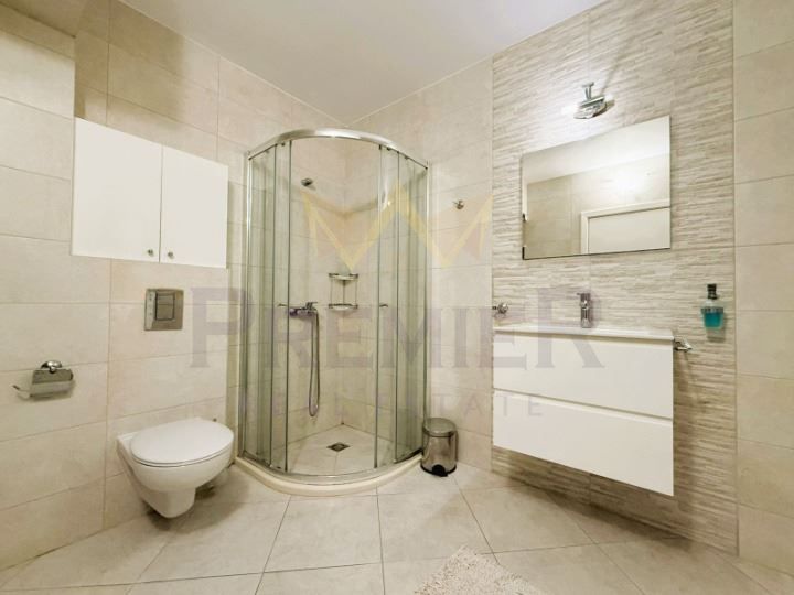 Дава се под наем Тристаен апартамент в Варна, Център - 95 кв.м за 1000 € - Снимка #8