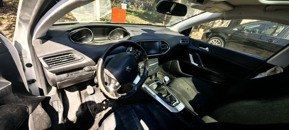 Peugeot 308 t9 1.6 BlueHDI 120hp НА ЧАСТИ