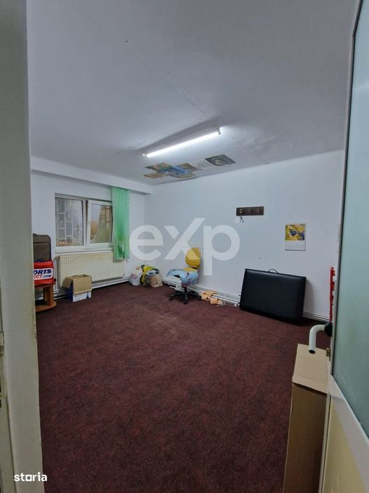 Apartament de vanzare – 4 camere ,Parter , Micro 12
