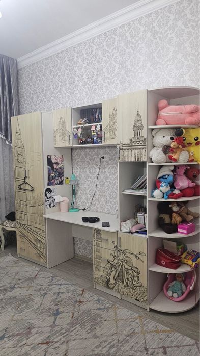 Детская модульная стенка с письменным столом