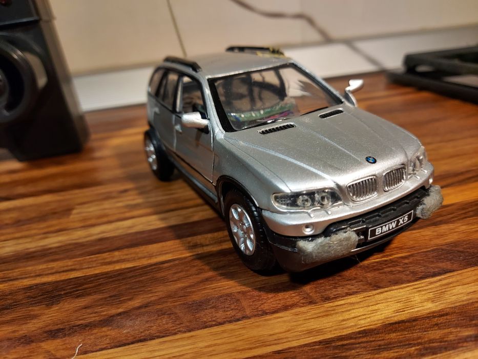 Masinuta BMW X5 cu telecomanda