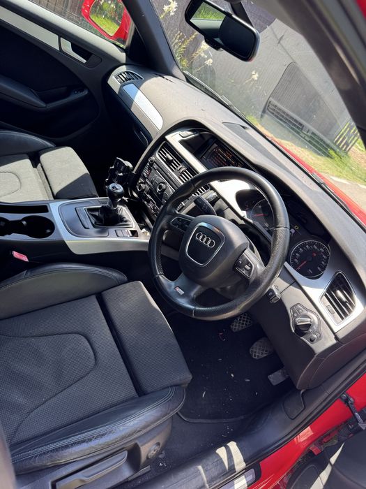 Dezmembrez Audi A4 B8 2.0 TDI CAGA