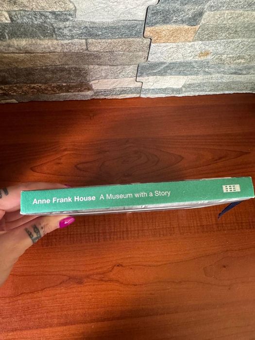 Дневниците на Ане Франк на англииски език