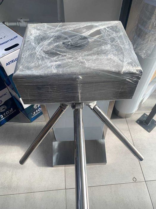 Турникет трипод для школ и университетов