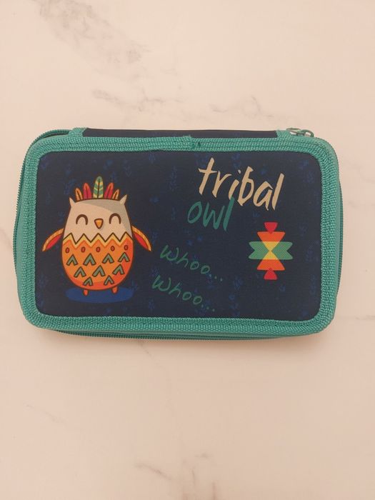 Несесер за моливи и химикали с 2 отделения