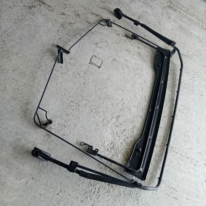 Suzuki vitara mazda ford ranger mondeo