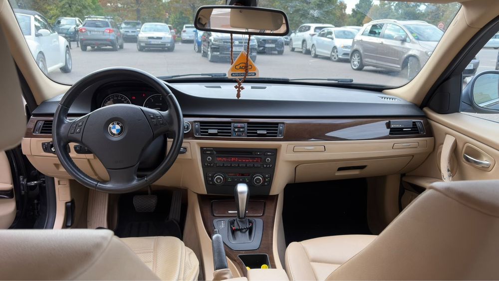 BMW 318d (E91 LCI - Facelift)