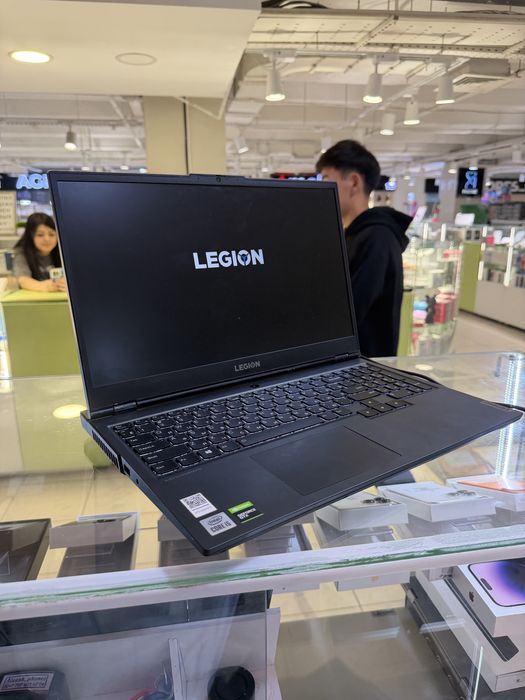 Ноутбук игровой Lenovo legion