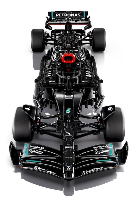 Mercedes-AMG F1 W14 E Performance