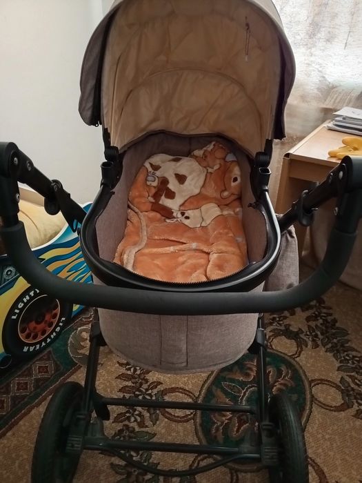 Продам детскую коляску