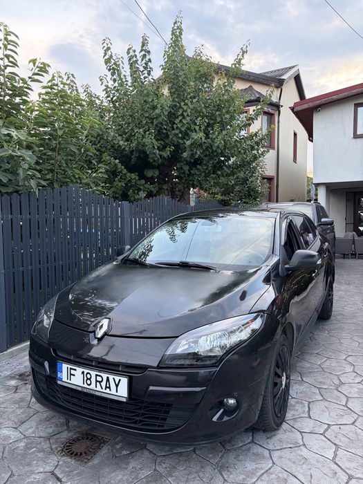 RENAULT Megane