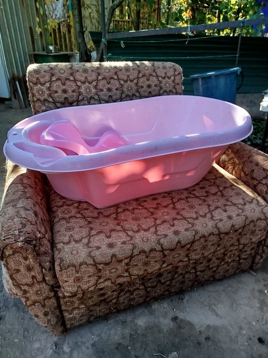 Продам детскую ванночку для купания