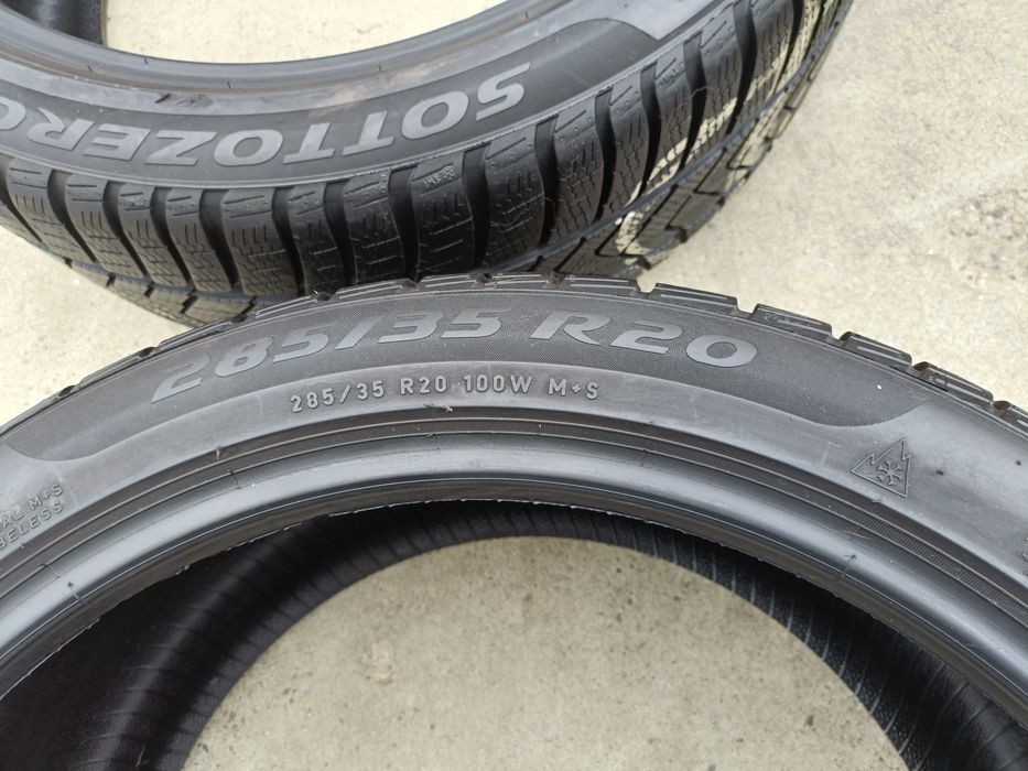 Set 4 anvelope de iarna 255 40 20 cu 285 35 20 pirelli sottozero3