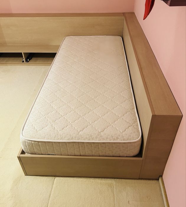 Pat o persoană 90x200 cm cu saltea și sertare – complet