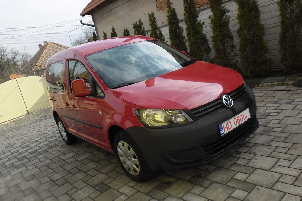 VOLKSWAGEN Caddy