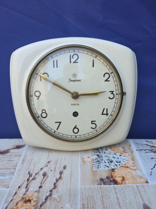 Ceas perete Junghans Exacta ceramic vingatage anii 1950