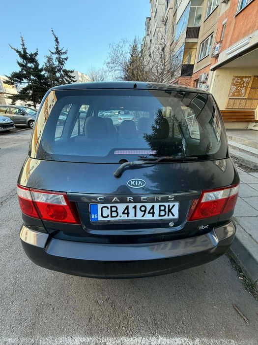 Продавам KIA carens