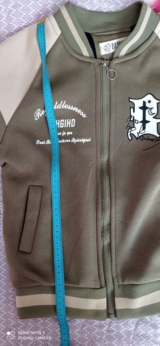 Ветровка тёплая размер L в идеальном состоянии