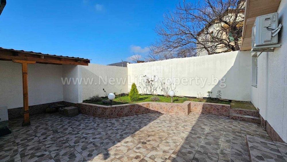 Продава се Къща в к.к. Слънчев бряг - 85 кв.м за 930 €/кв.м - Снимка #17