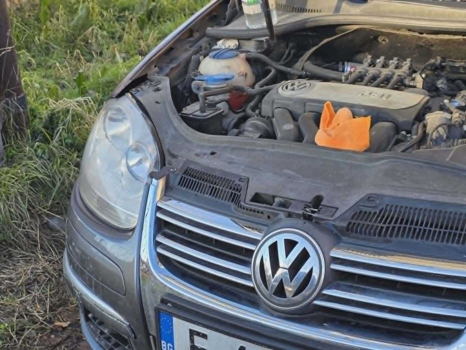 Продавам VW Jetta