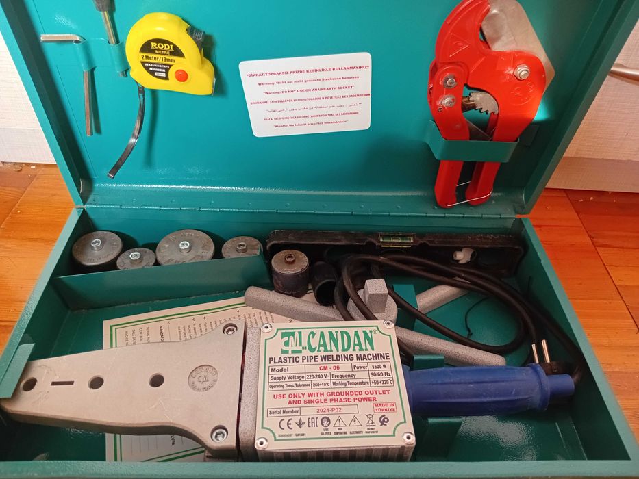 Утюг Candan + лазерныйлазерный уровень milwaukee