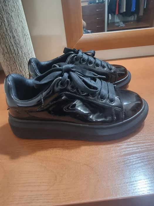 Продам обувь на осень