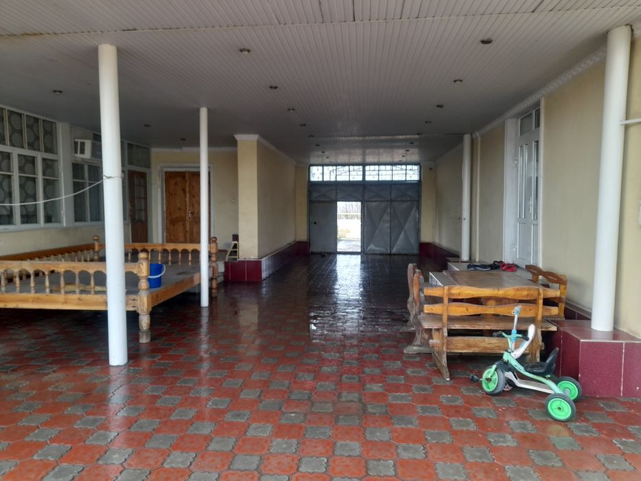 Большой 2х этажный Дом