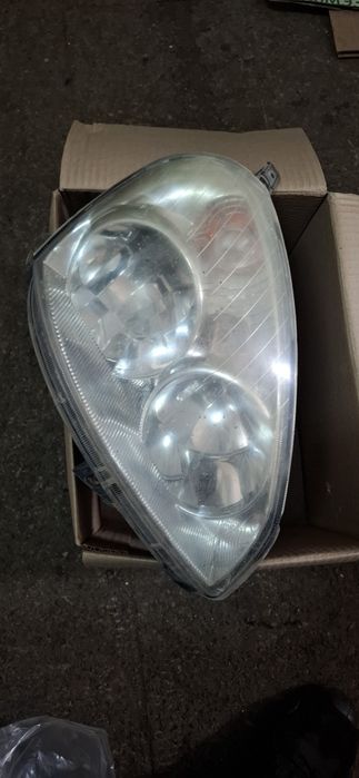 Фара правая приора