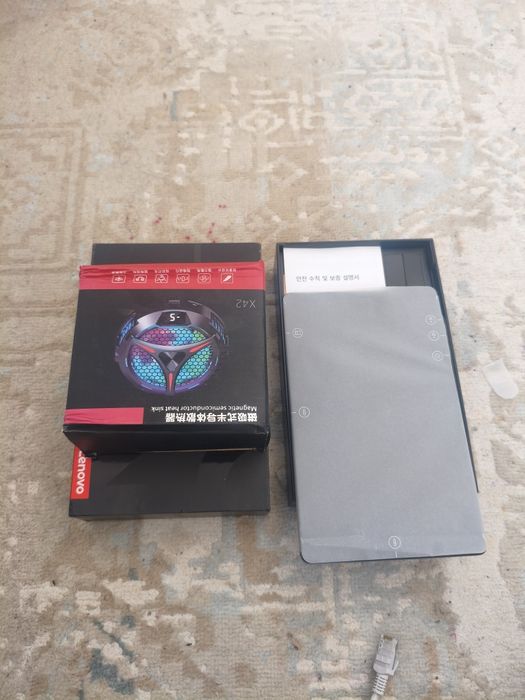 Lenove Legion Y700