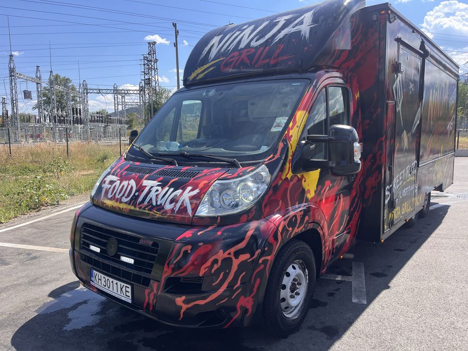 Търговски Кемпер FOOD TRUCK бързо хранене street food