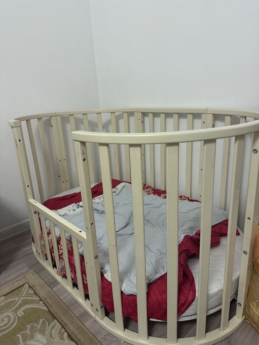 Продам манеж детский