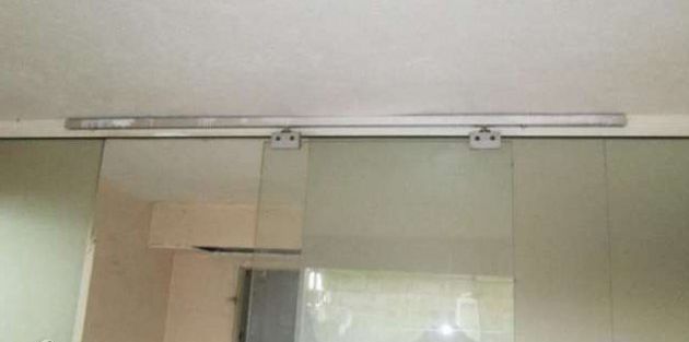 Продавам механизъм за плъзгаща врата