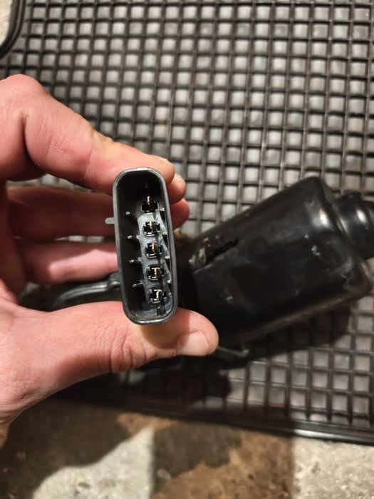 Моторче предни чистачки Опел астра ф,Корса б