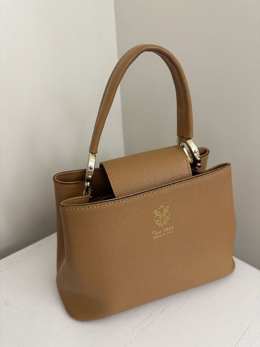 Продам кожаные сумки