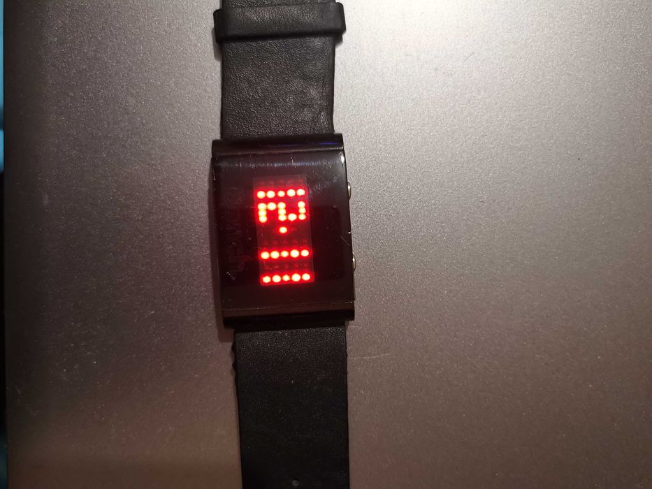 Led Часовник Bench