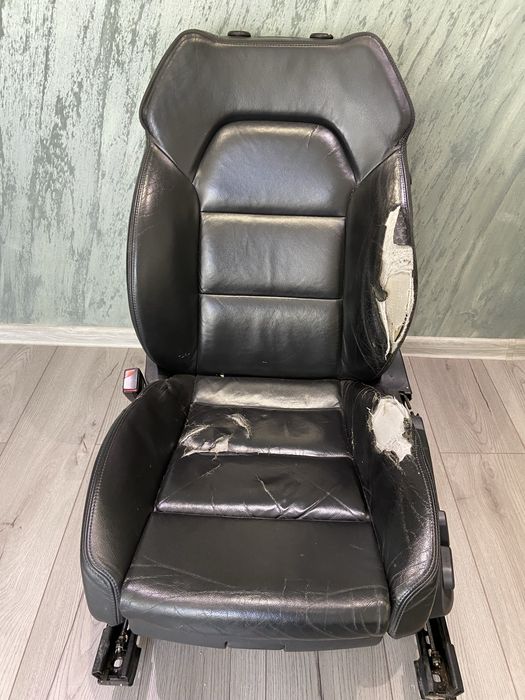 Retapițare Scaune Auto | Recondiționare Piele Originală | Reparații Tapițerie Auto