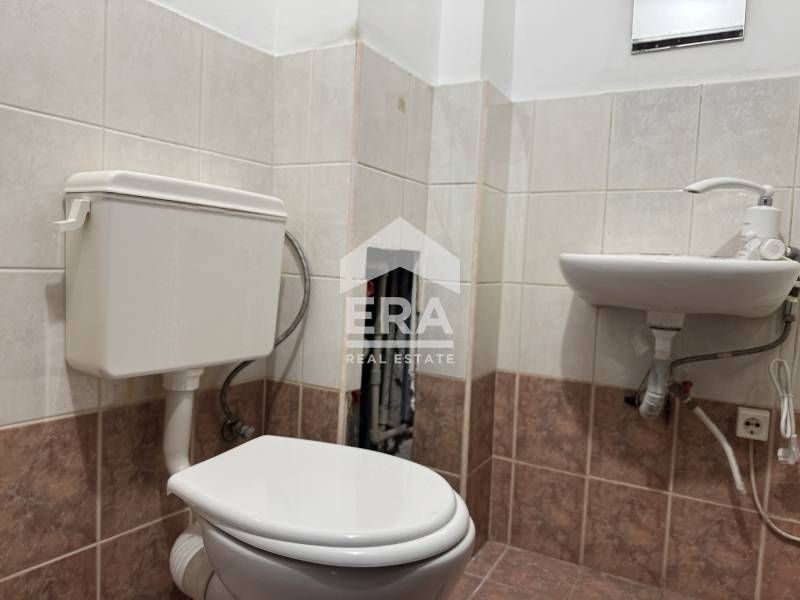 Търговски обект под наем от ЕРА Дръстър на бул. Македония - гр. Силист