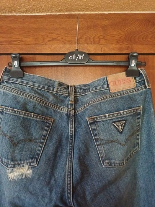 Дамски дънки на GUESS