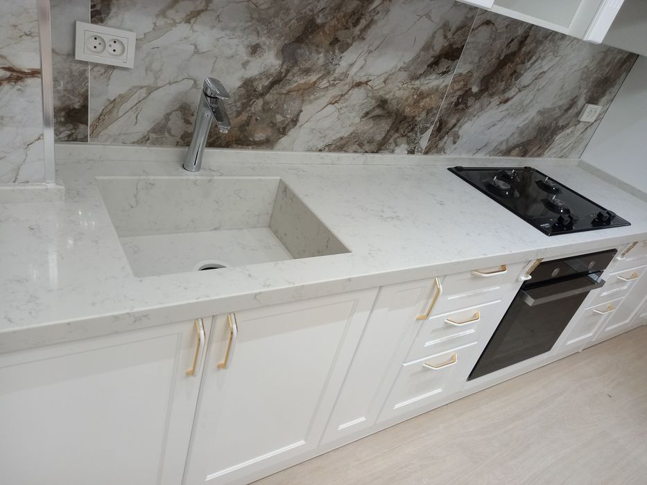 Кварц акрил гранит мрамор керамогранит,