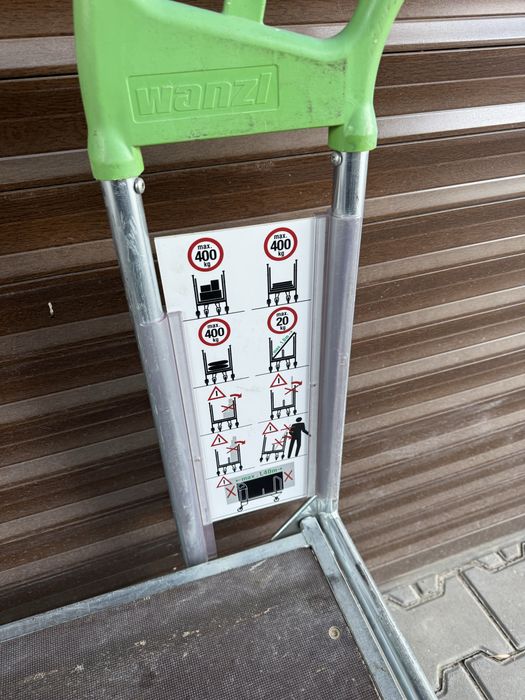 Товарна количка със платформа