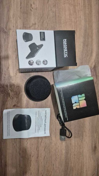 Магнитная Bluetooth колонка