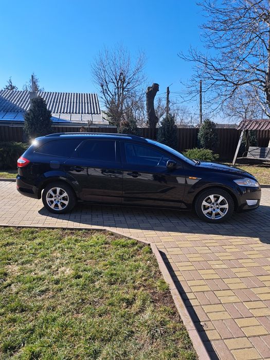 Autoturism FORD MONDEO