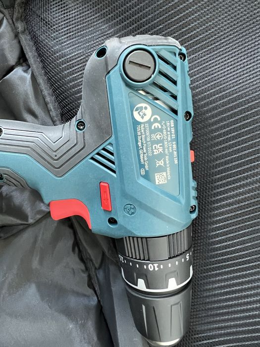 Bosch GSB 18v-21 Masina de gaurit cu percutie Auto Filetanta  NOU