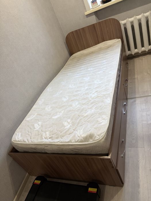 Кровать односпальняя