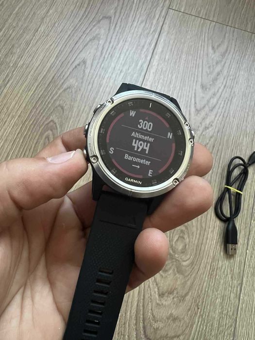 Ceas  Garmin Fenix 5 Plus, HR, GPS, Silver, Silicone Black